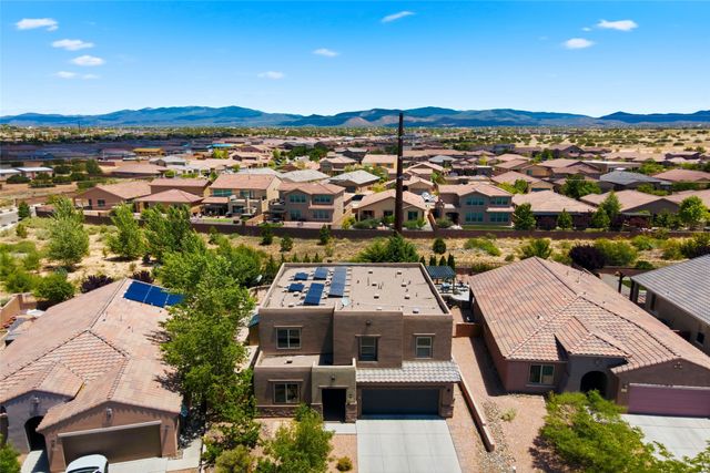 4703 Hojas Verdes, Santa Fe, NM 87507