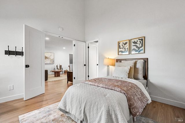 855 Garden Ct, Petaluma, CA 94954