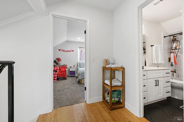 855 Garden Ct, Petaluma, CA 94954