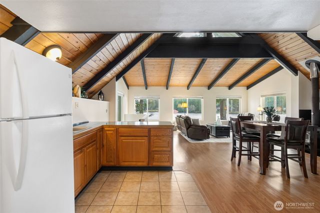 2241 E Timberlake Drive W, Shelton, WA 98584