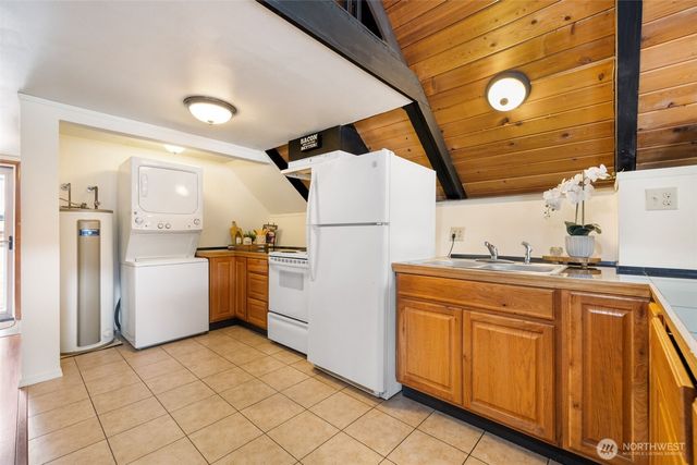 2241 E Timberlake Drive W, Shelton, WA 98584