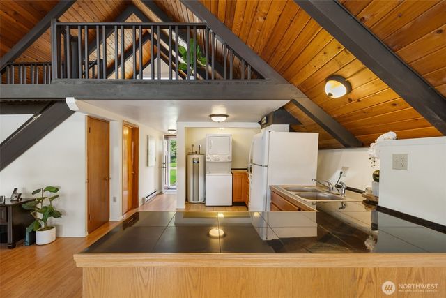 2241 E Timberlake Drive W, Shelton, WA 98584