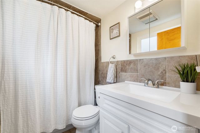 2241 E Timberlake Drive W, Shelton, WA 98584