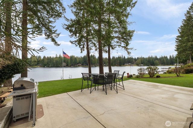 2241 E Timberlake Drive W, Shelton, WA 98584