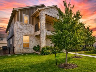 848 Lone Peak WAY, Dripping Springs, TX 78620