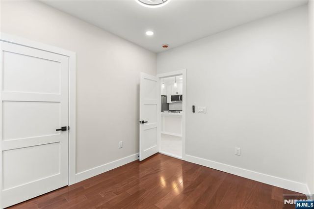 633 Lafayette Avenue, Hawthorne, NJ 07506