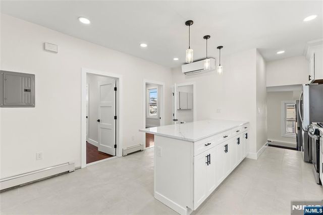 633 Lafayette Avenue, Hawthorne, NJ 07506