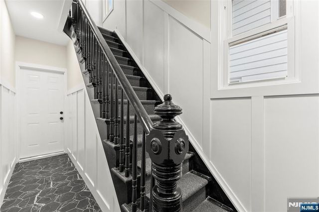 633 Lafayette Avenue, Hawthorne, NJ 07506