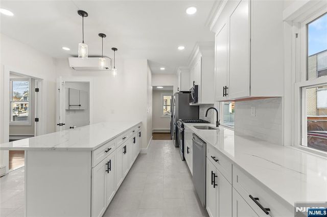 633 Lafayette Avenue, Hawthorne, NJ 07506