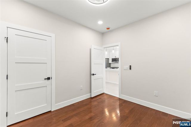 633 Lafayette Avenue, Hawthorne, NJ 07506