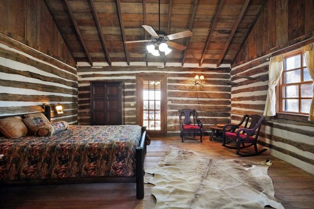 4725 Chesnut Mountain, Palo Pinto, TX 76484
