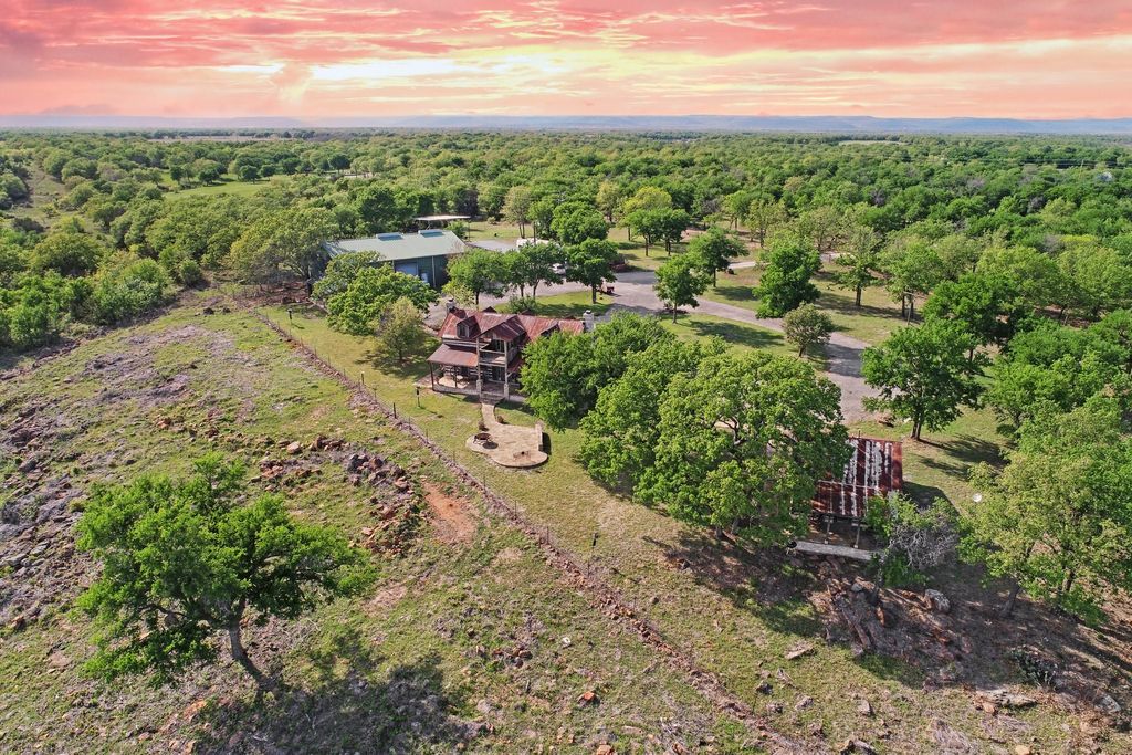 4725 Chesnut Mountain, Palo Pinto, TX 76484
