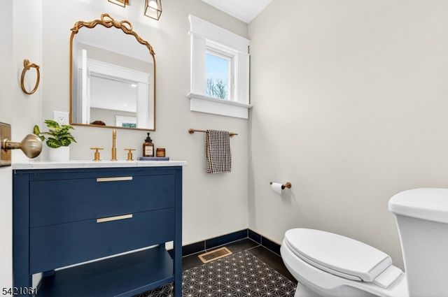 34 Buttonwood Rd, Essex Fells Twp., NJ 07021