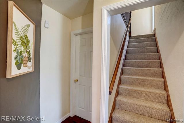 22938 California Street, Saint Clair Shores, MI 48080