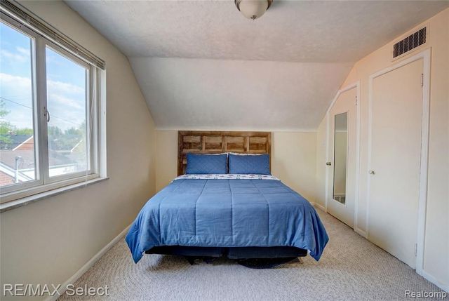 22938 California Street, Saint Clair Shores, MI 48080