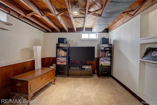 22938 California Street, Saint Clair Shores, MI 48080