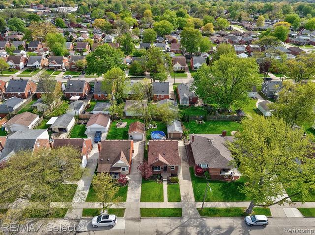 22938 California Street, Saint Clair Shores, MI 48080