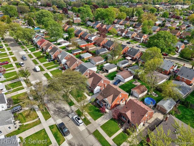 22938 California Street, Saint Clair Shores, MI 48080