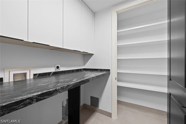 23191 Fashion Dr 8106, Estero, FL 33928