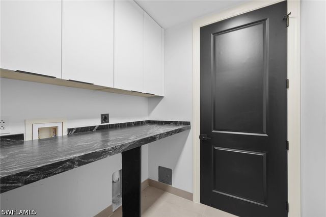 23191 Fashion Dr 8106, Estero, FL 33928