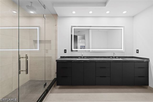 23191 Fashion Dr 8106, Estero, FL 33928