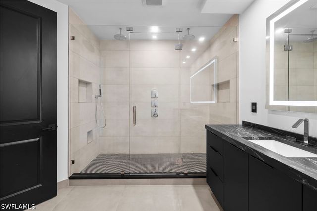 23191 Fashion Dr 8106, Estero, FL 33928