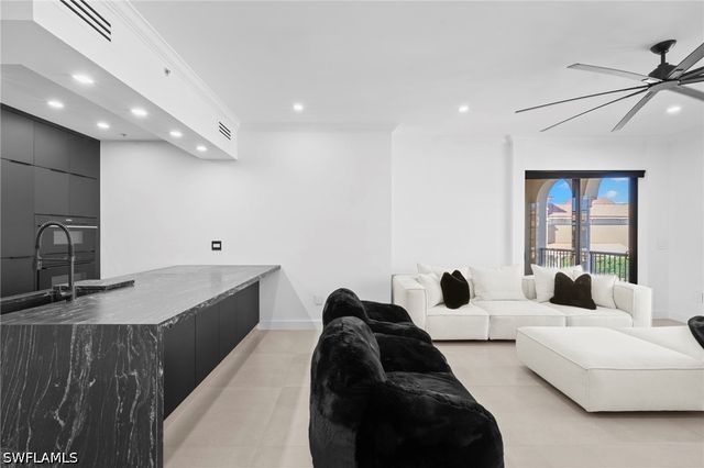 23191 Fashion Dr 8106, Estero, FL 33928