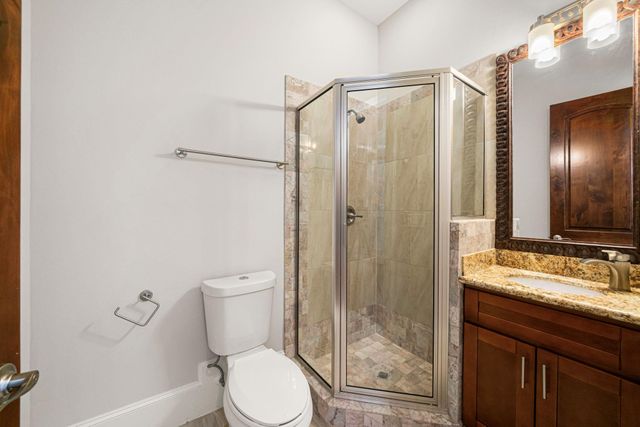 2022 Sabine Street, Houston, TX 77007