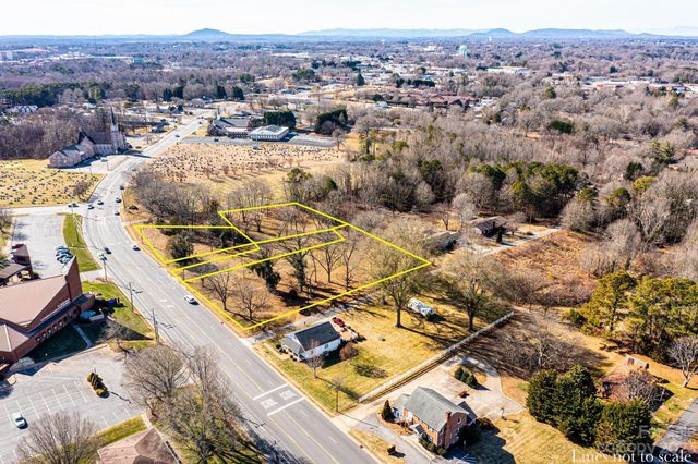 2321 Springs Road NE, Hickory, NC 28601