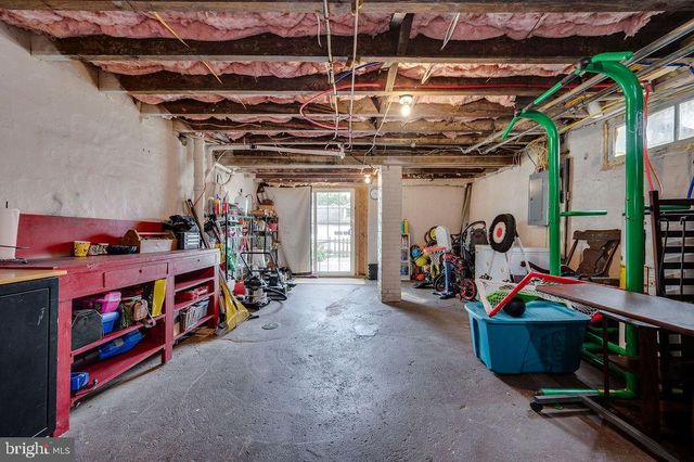 1119 NEW HOLLAND RD, Reading, PA 19607