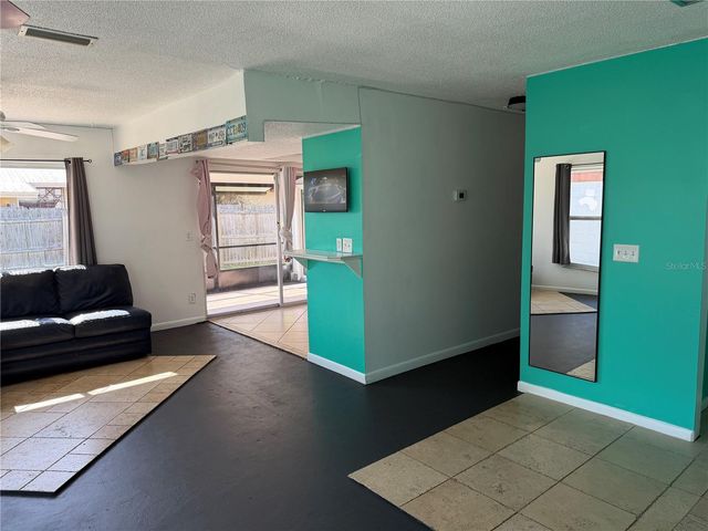 27 FARMBROOK LANE, Palm Coast, FL 32137