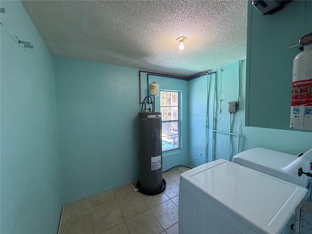 27 FARMBROOK LANE, Palm Coast, FL 32137