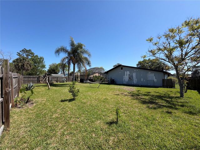 27 FARMBROOK LANE, Palm Coast, FL 32137