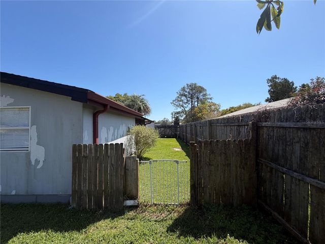 27 FARMBROOK LANE, Palm Coast, FL 32137