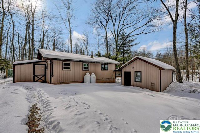 1543 Lake Lane, Tobyhanna Twp, PA 18347