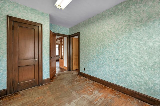 283 Linwood Street, New Britain, CT 06052