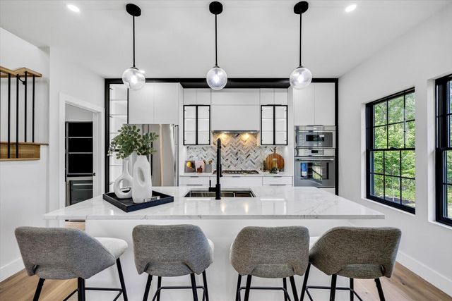 2 Buttercup Lane, South Yarmouth, MA 02664