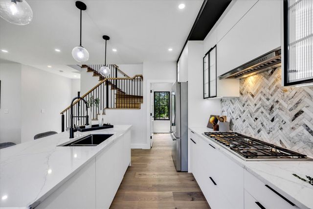 2 Buttercup Lane, South Yarmouth, MA 02664