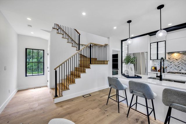 2 Buttercup Lane, South Yarmouth, MA 02664