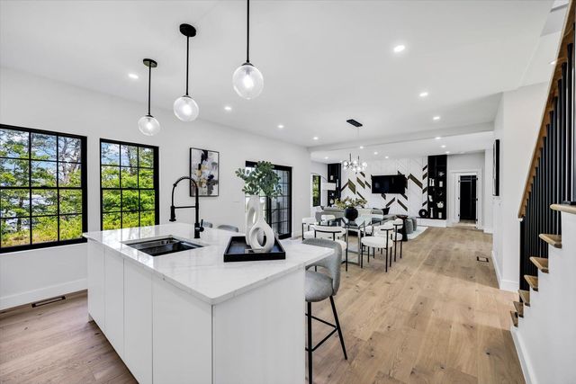 2 Buttercup Lane, South Yarmouth, MA 02664