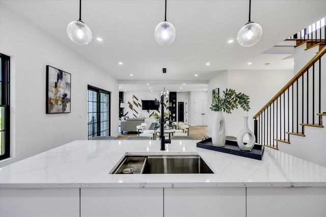 2 Buttercup Lane, South Yarmouth, MA 02664