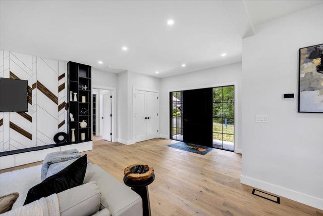 2 Buttercup Lane, South Yarmouth, MA 02664