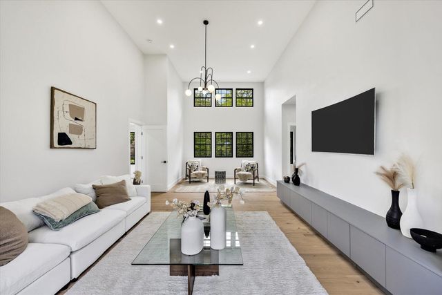 2 Buttercup Lane, South Yarmouth, MA 02664