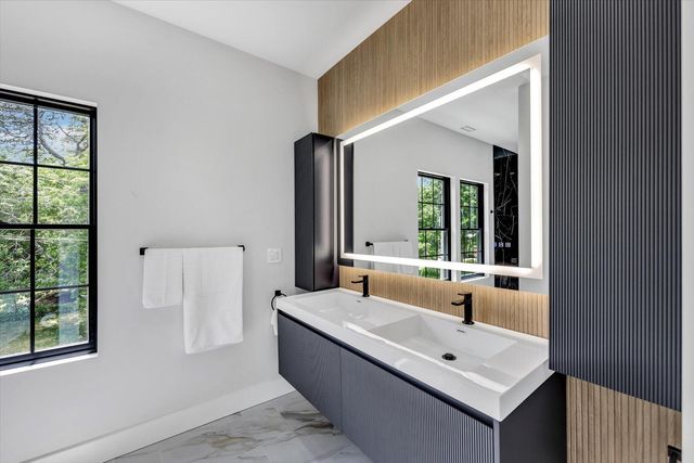 2 Buttercup Lane, South Yarmouth, MA 02664