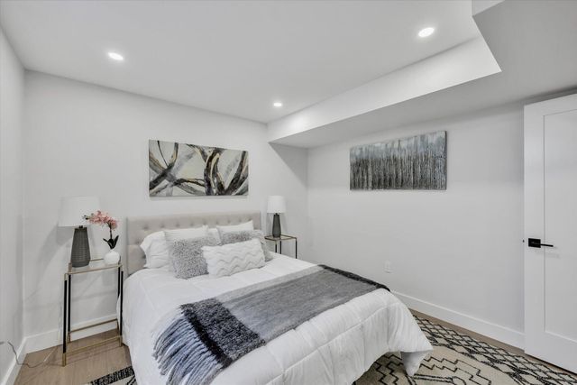 2 Buttercup Lane, South Yarmouth, MA 02664