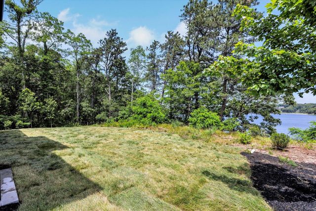 2 Buttercup Lane, South Yarmouth, MA 02664