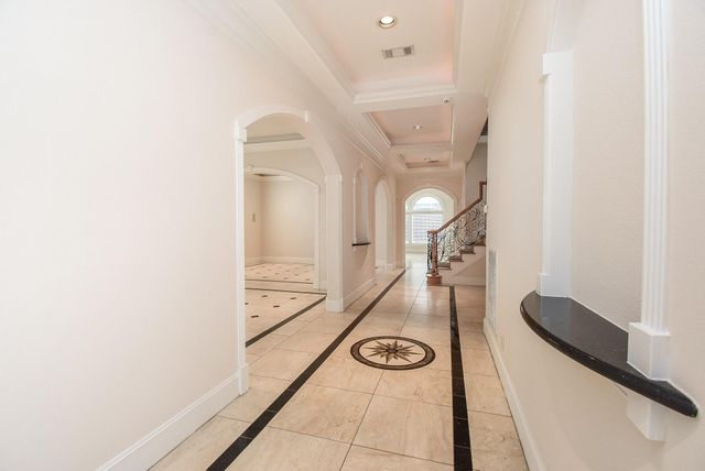 3213 Mcculloch Circle, Houston, TX 77056
