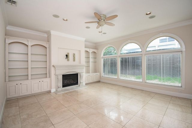 3213 Mcculloch Circle, Houston, TX 77056