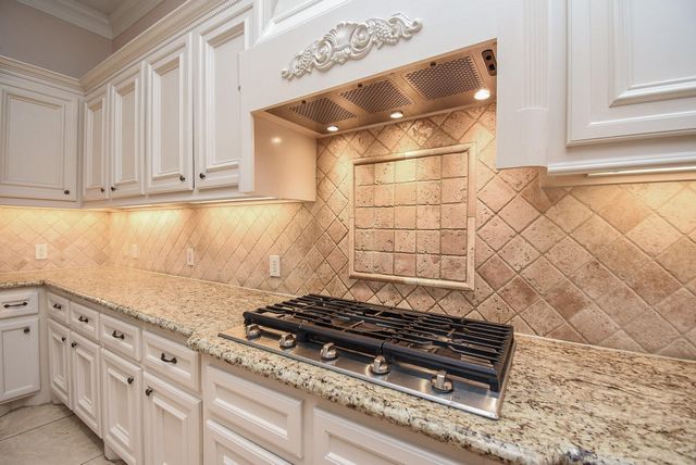 3213 Mcculloch Circle, Houston, TX 77056