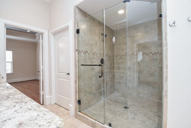 3213 Mcculloch Circle, Houston, TX 77056